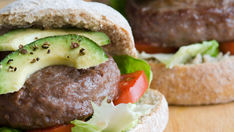 Aramark registered dietitians give top tips to build a healthier burger.
