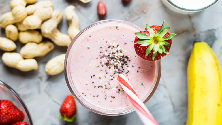 Nutty Banana Berry Smoothie