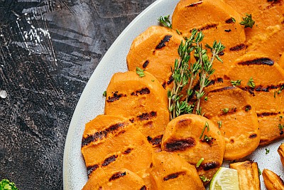 grilled sweet potato slices