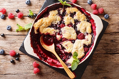 mixed berry cobbler