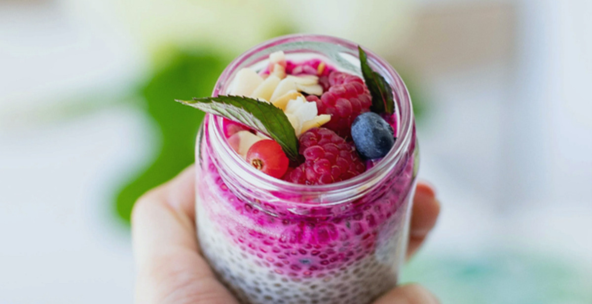 chia berry puddings